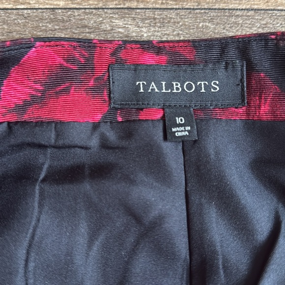 Talbots Full Pleated Holiday Skirt Red Floral Sz 10 - Picture 10 of 10